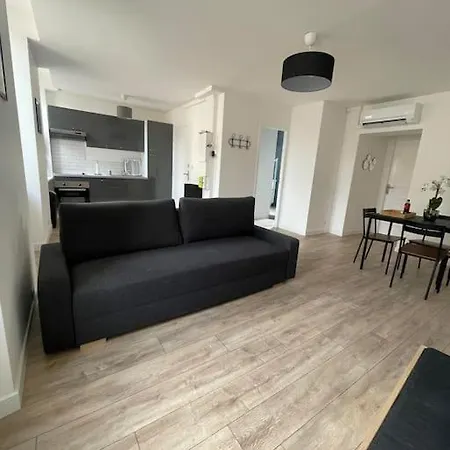 Appartement1 Neuf Climatisee Blaye Esterno foto